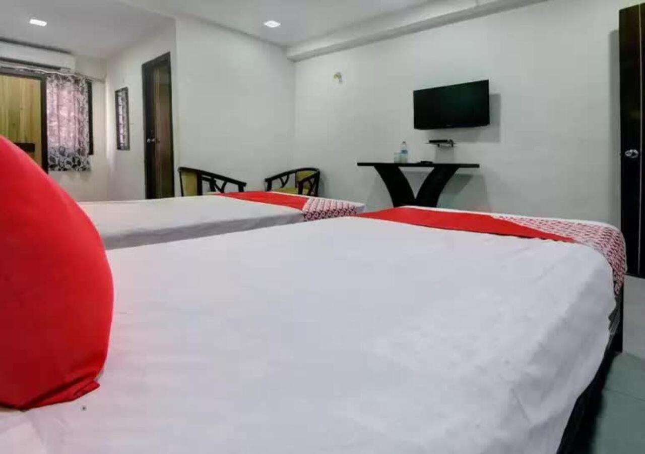 Hotel Santoshi Hometel Raichur Ngoại thất bức ảnh