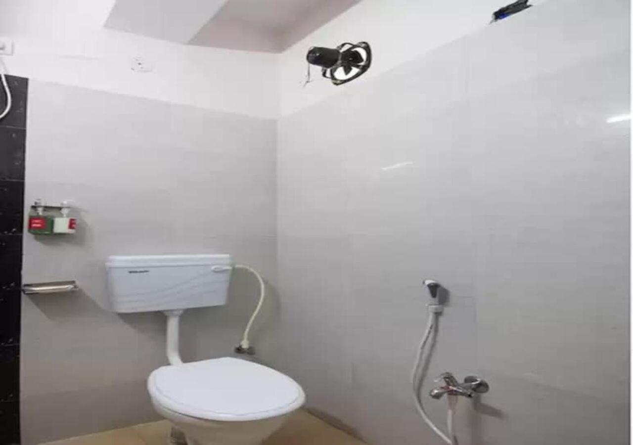 Hotel Santoshi Hometel Raichur Ngoại thất bức ảnh