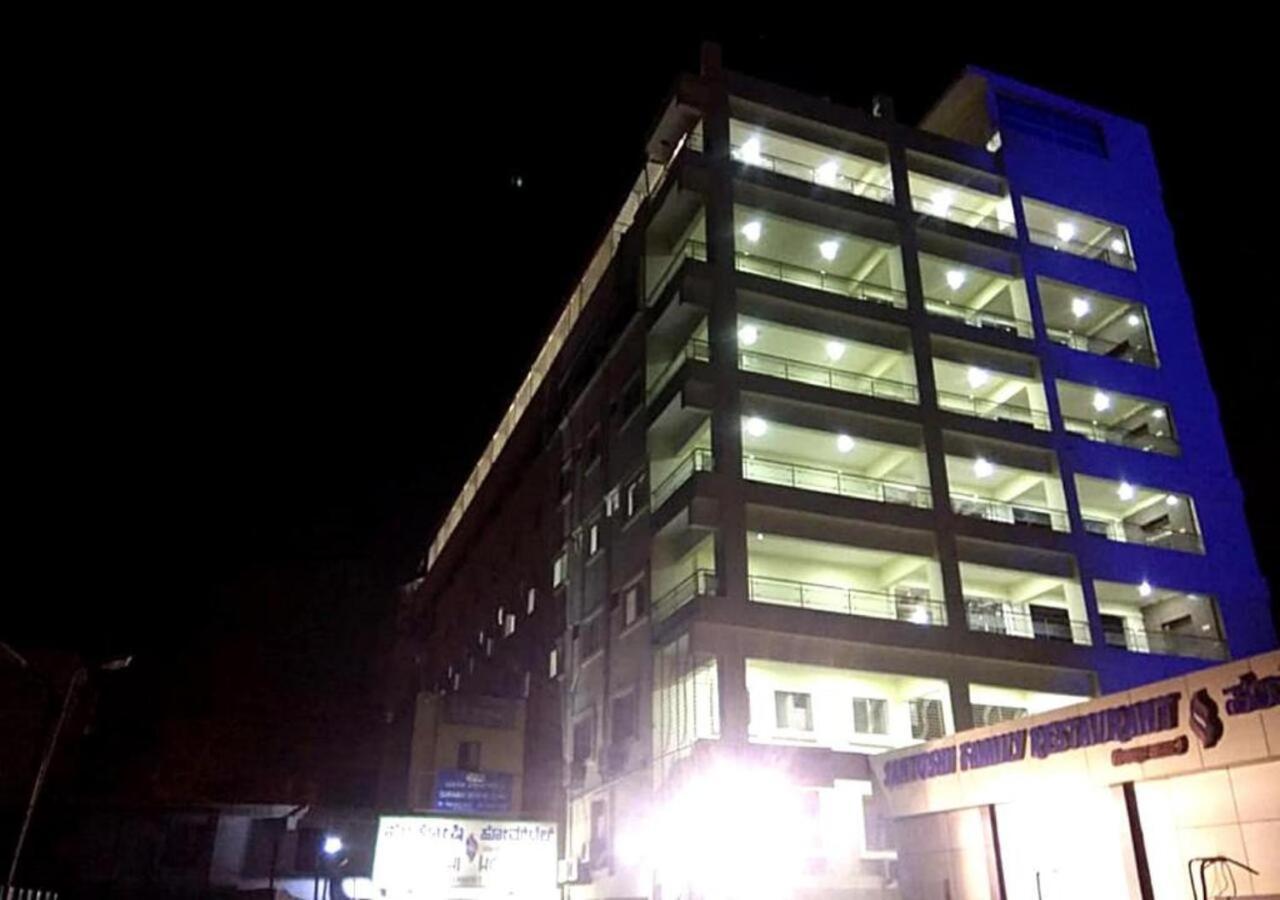 Hotel Santoshi Hometel Raichur Ngoại thất bức ảnh
